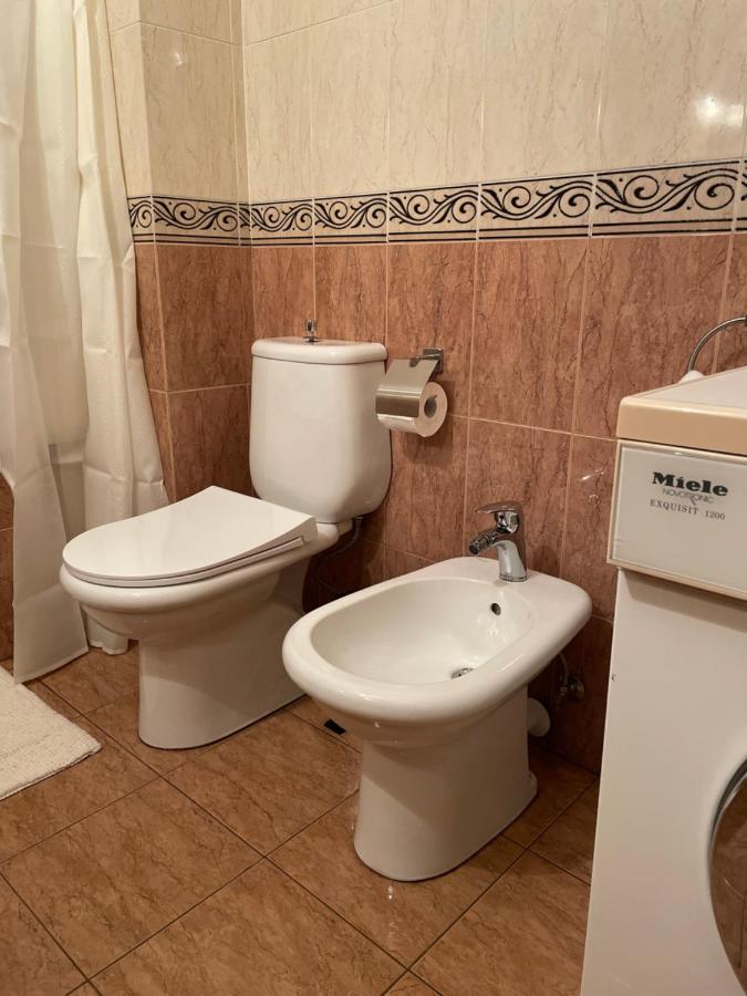 Proper Apartment 1 Tirana Buitenkant foto