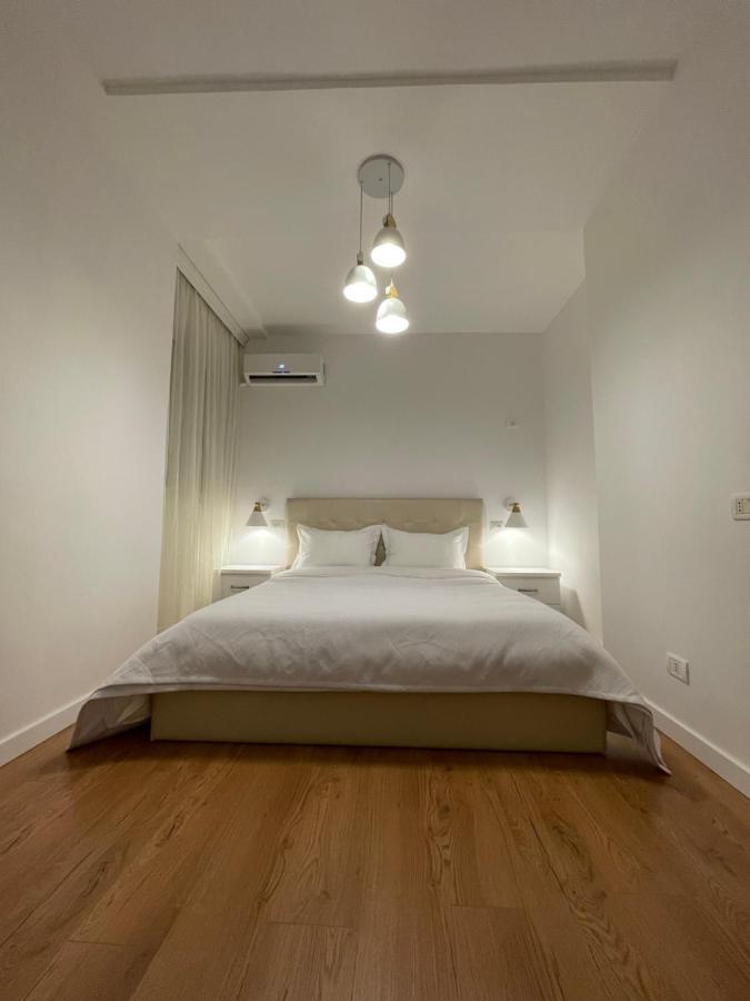 Proper Apartment 1 Tirana Buitenkant foto