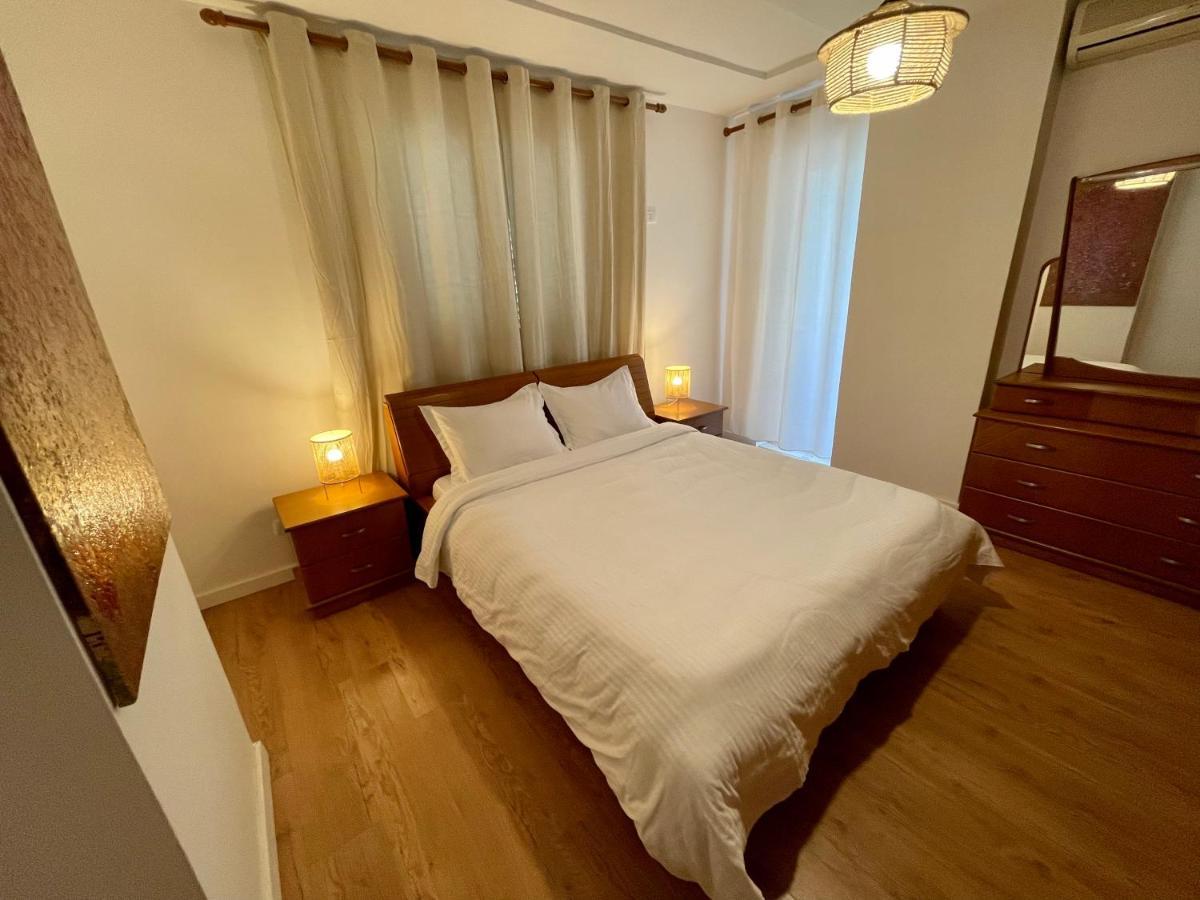 Proper Apartment 1 Tirana Buitenkant foto